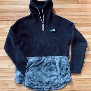 Women’s North Face Fleece Pullover